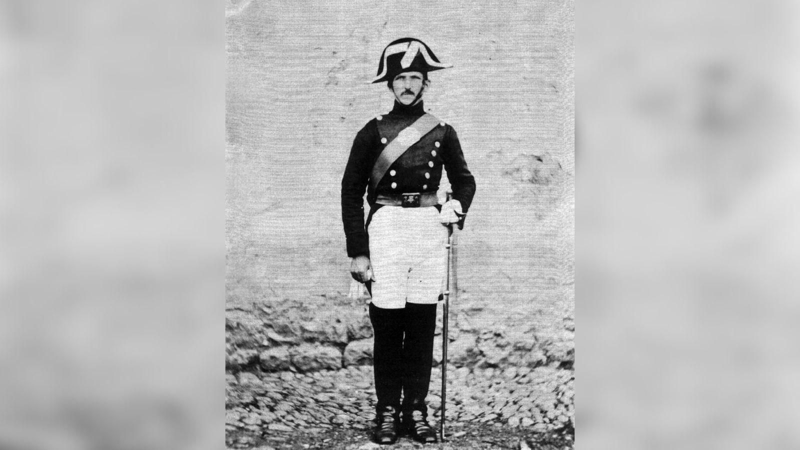 Imaxe dun Garda Civil coetáneo con Primitivo Romero, de finais do século XIX.