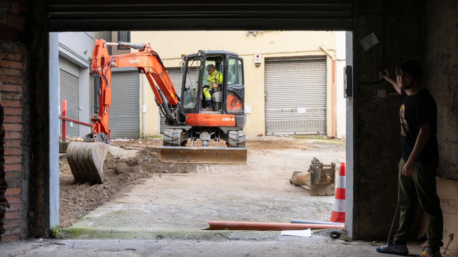 La obra en el patio inició sin previo aviso a la comunidad de vecinos.