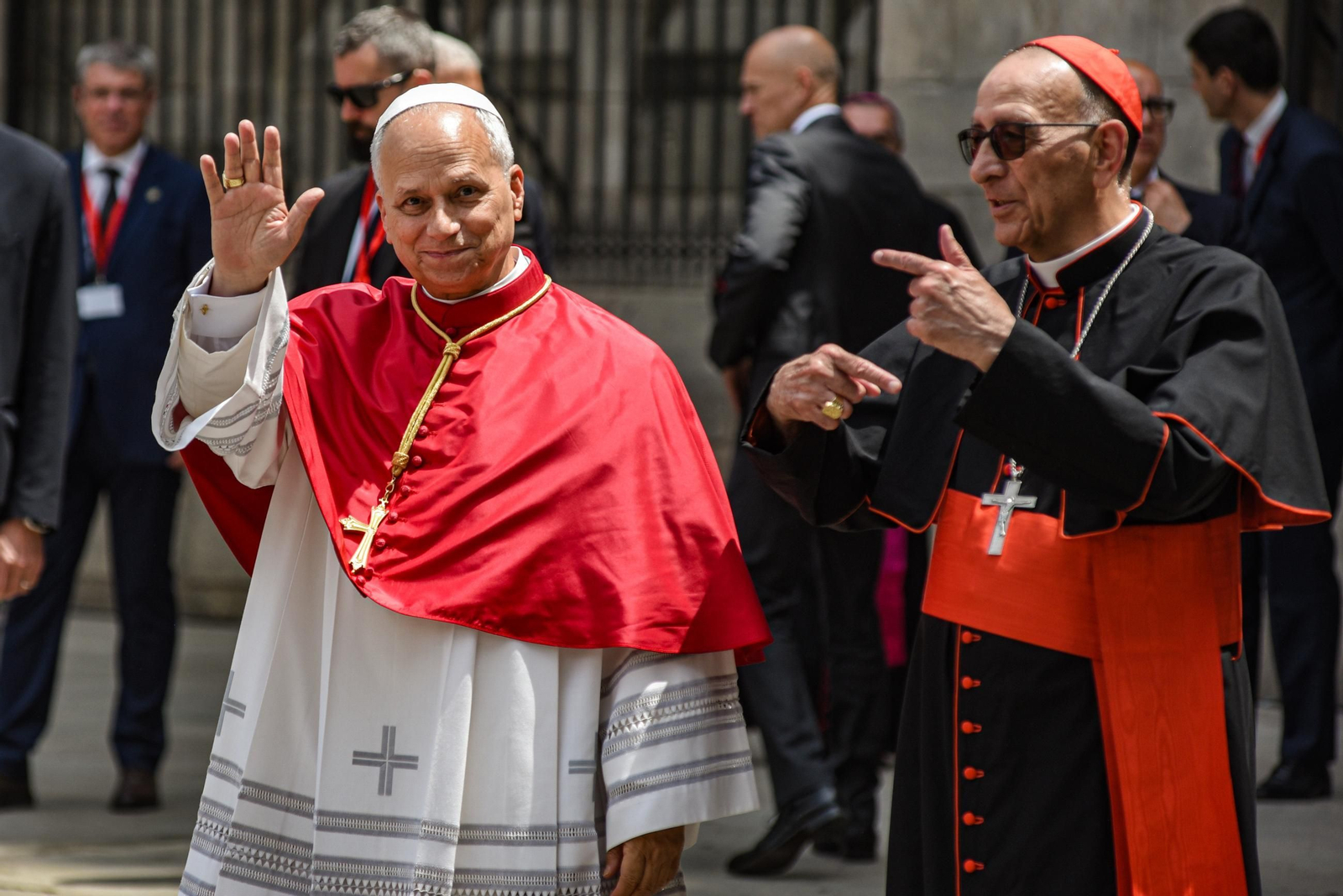 Galería | Cuarta jornada del papa León XIV en Barcelona, así lo acogieron en la catedral