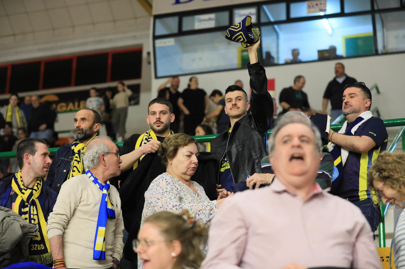 Galería | El Pazo responde al llamado del COB pese a la derrota