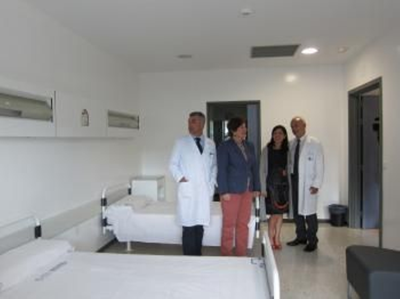 La Conselleira De Sanidade Visita Unidad De Hospitalización Psiquiátrica CHUS.