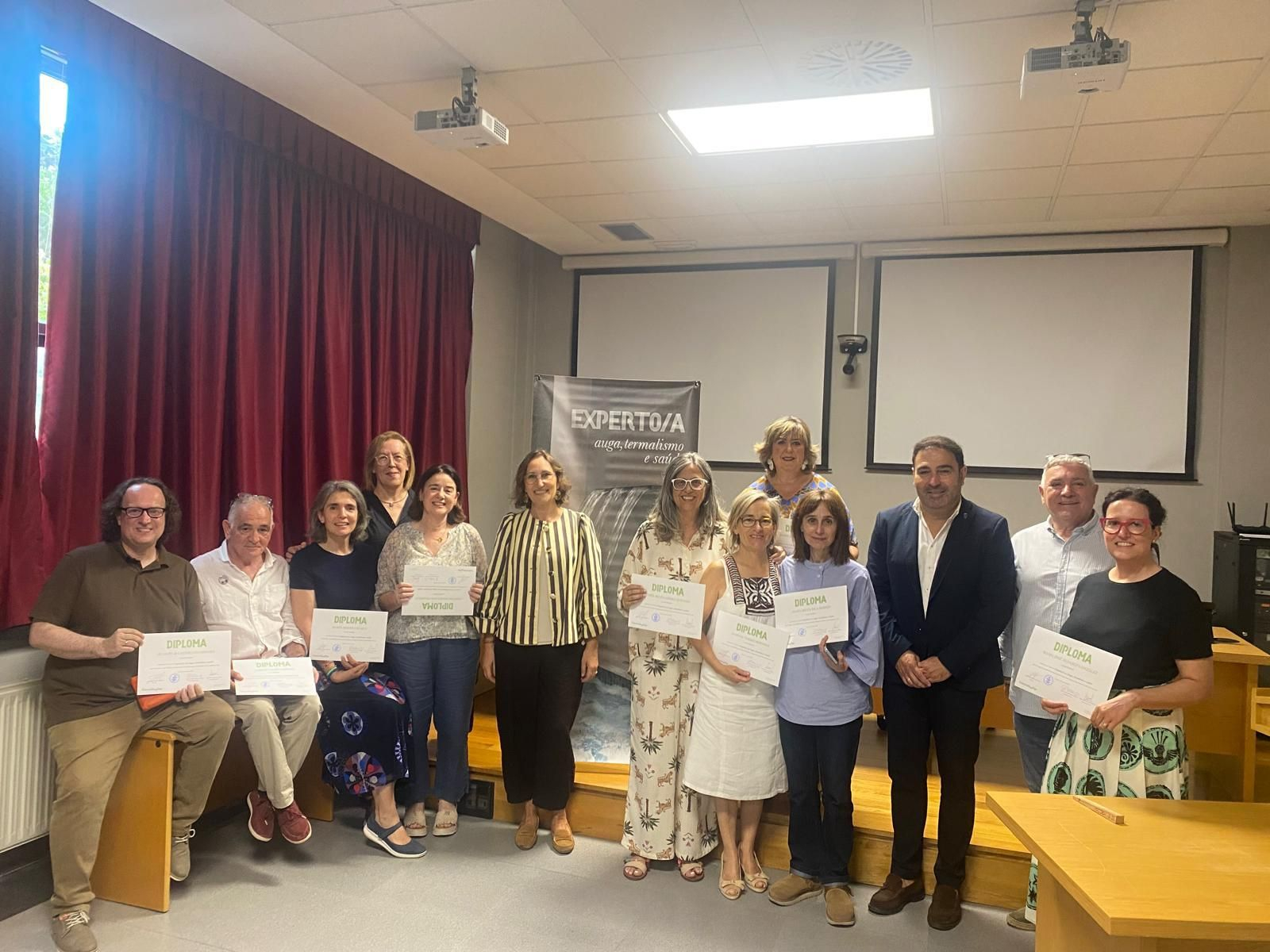 Representantes del campus, junto a los nuevos expertos termales.