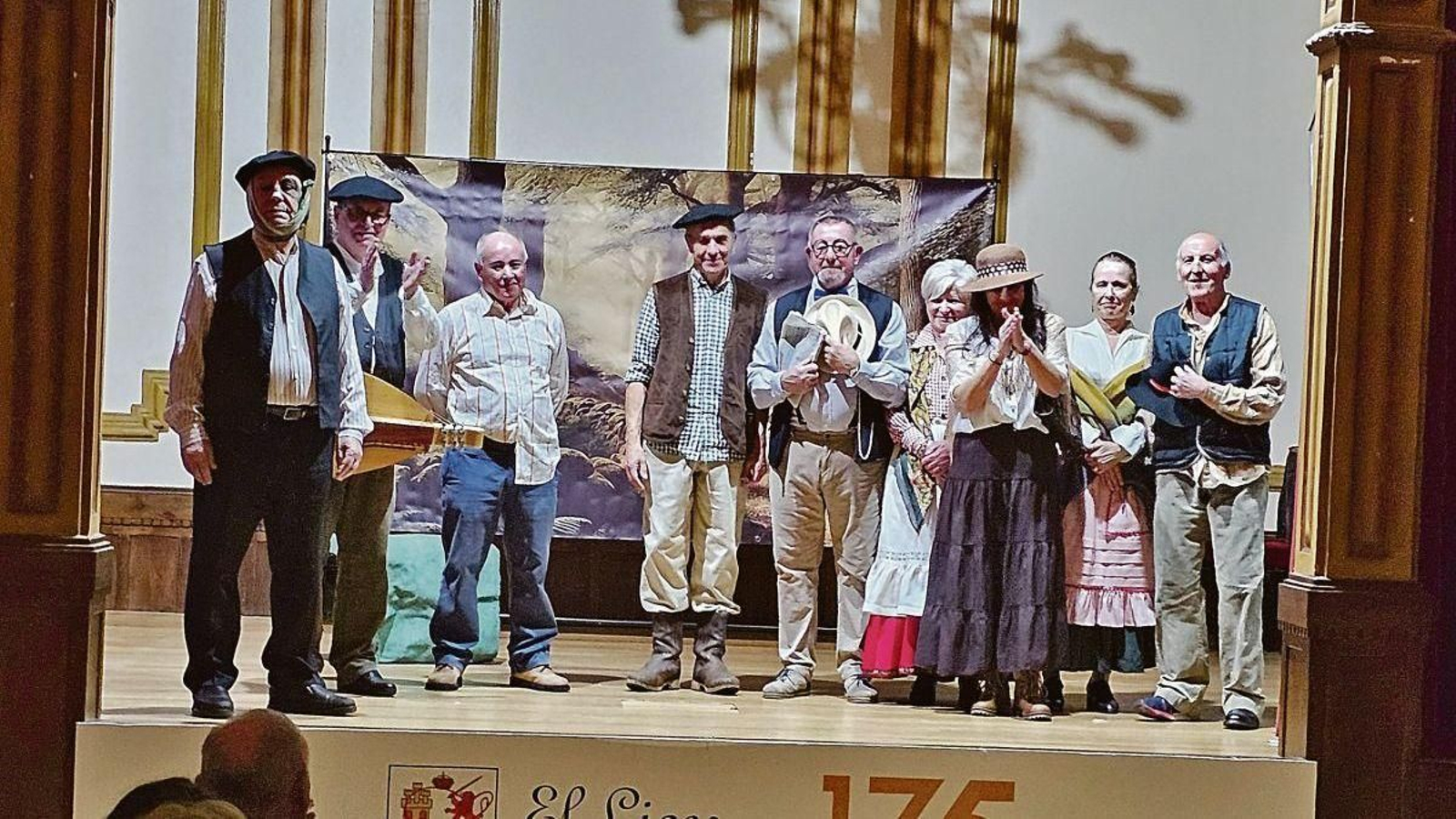 Actores participantes na representación de “N’a corredoira” por De Ruada.