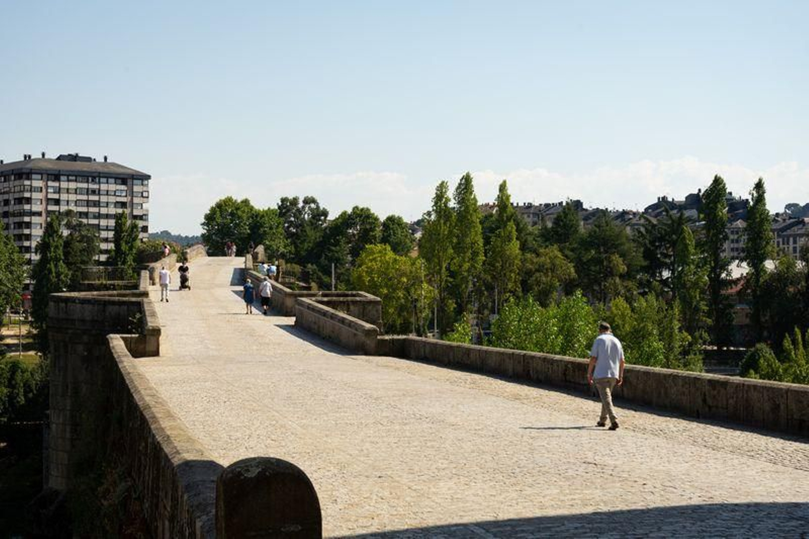 Jornada de calor en la ciudad con máximas de récord // FOTO: MIGUEL GARCÍA