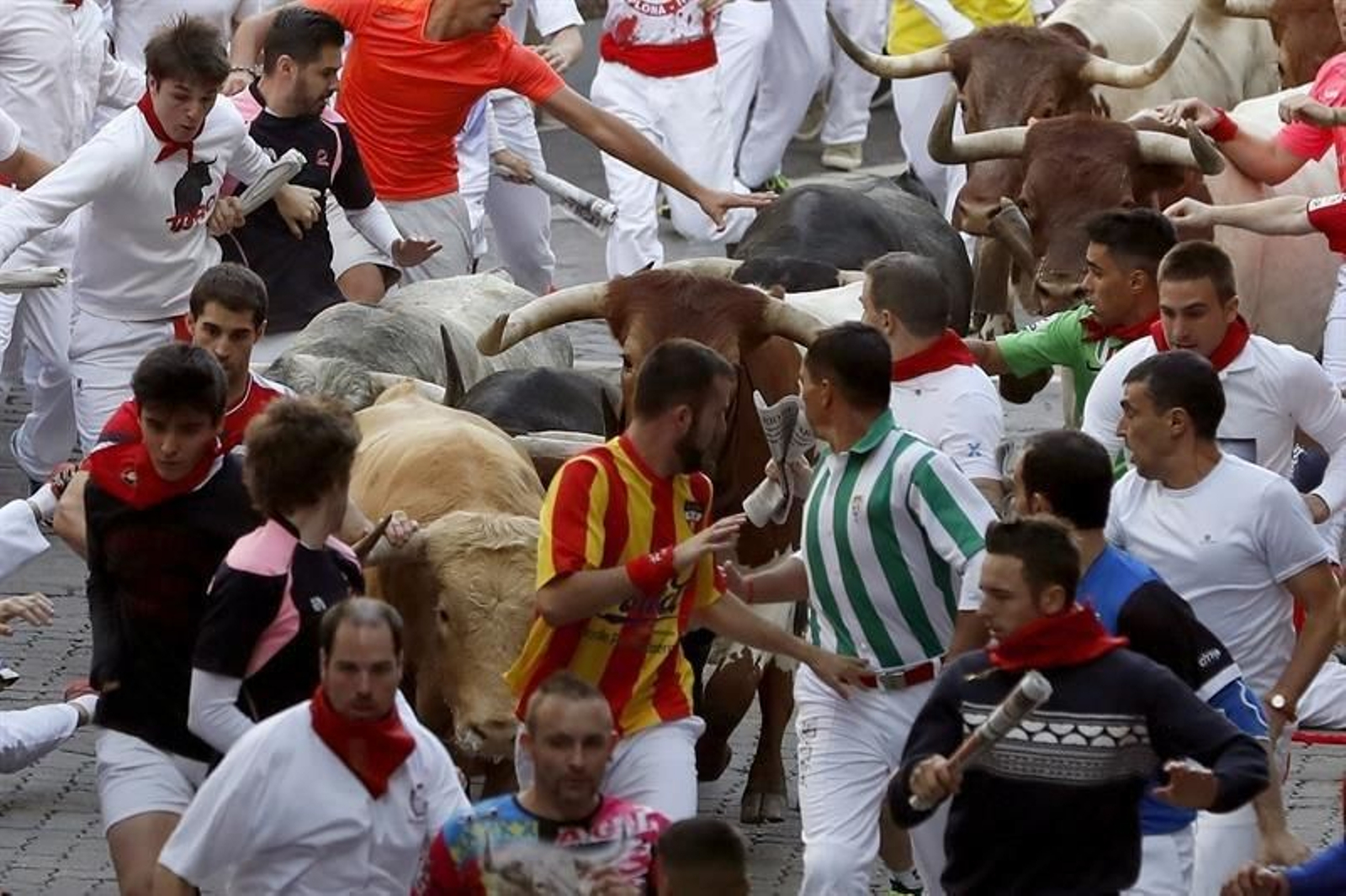 El primer encierro de los Sanfermines 01