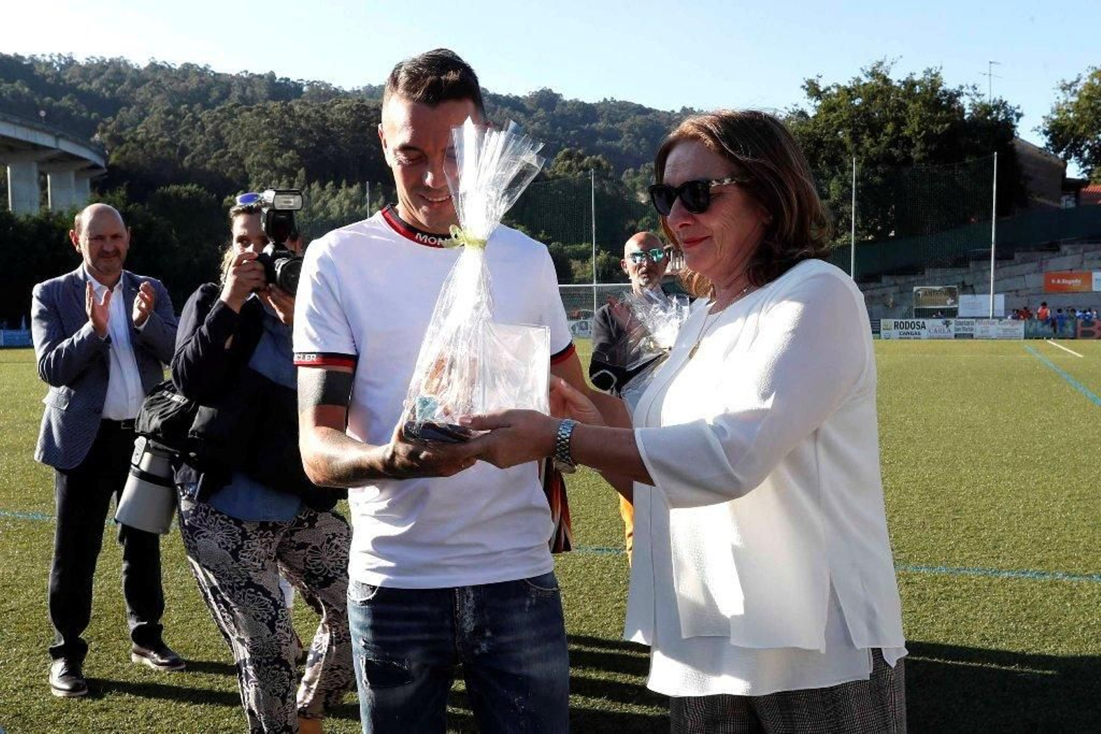 Aspas inaugura campo de futbol _ Lanfoco 08