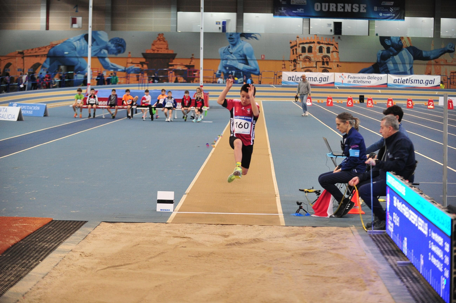 Galería | La cantera del atletismo gallego brilla y disfruta en Expourense
