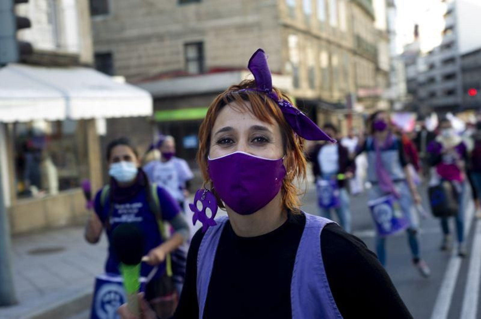 La manifestación del 8-0 recorre las calles de Ourense // FOTO: MARTIÑO PINAL