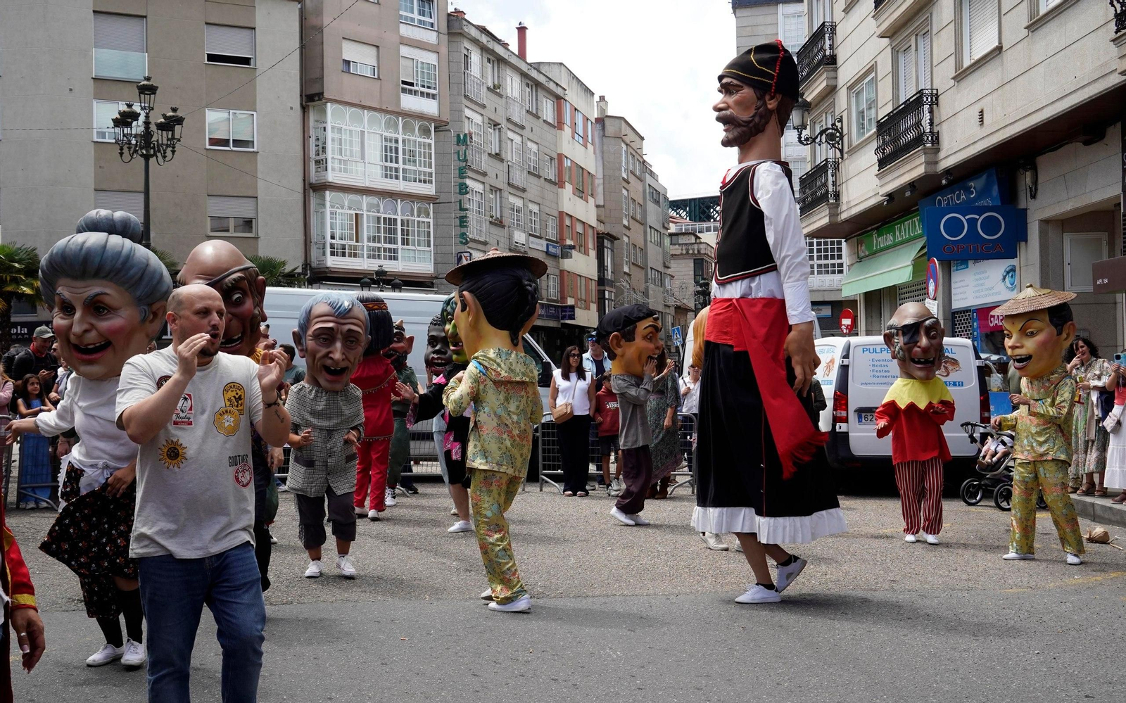 Galería | Redondela se llena de tradición con la Fiesta de la Coca