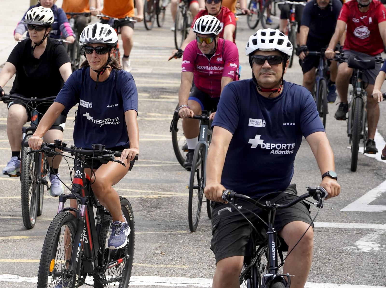 Galería | El ciclismo toma Vigo con la primera edición del Día de la Bici de Atlántico