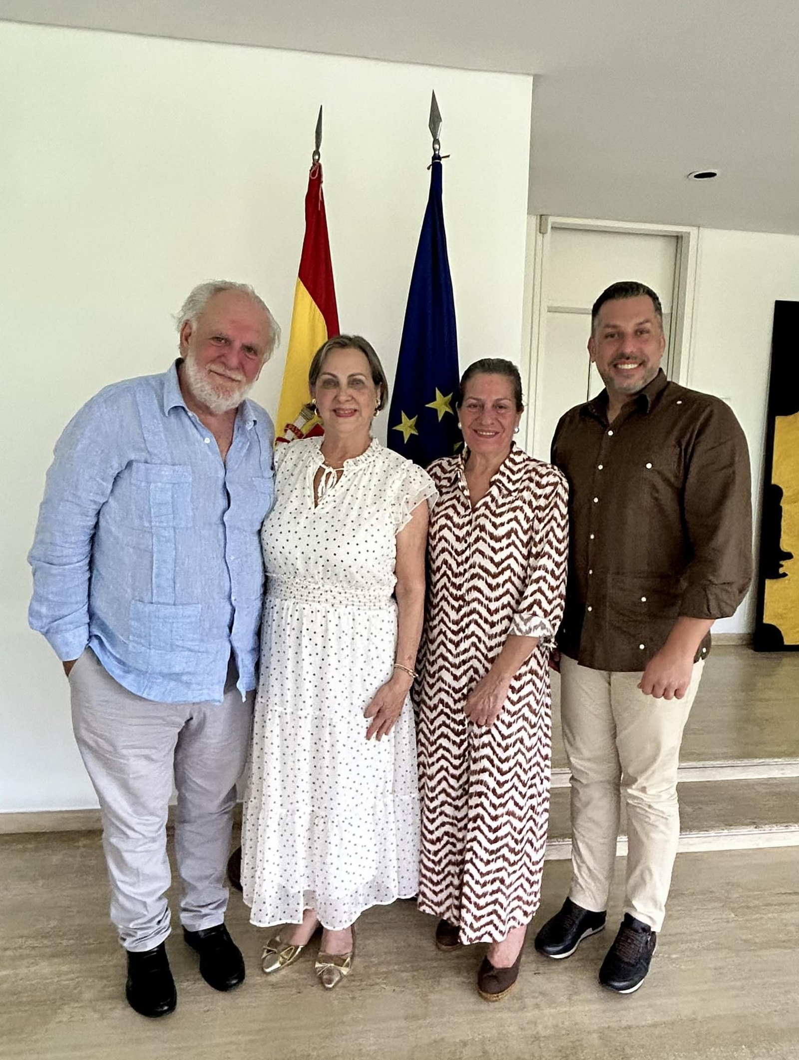 El director general de Emigracion Jose Téllez Ledesma, junto a la Delegada del Gobierno Chabela Jara, mantuvieron reunión con el Cónsul General de España en Venezuela, D. Ramon Molina