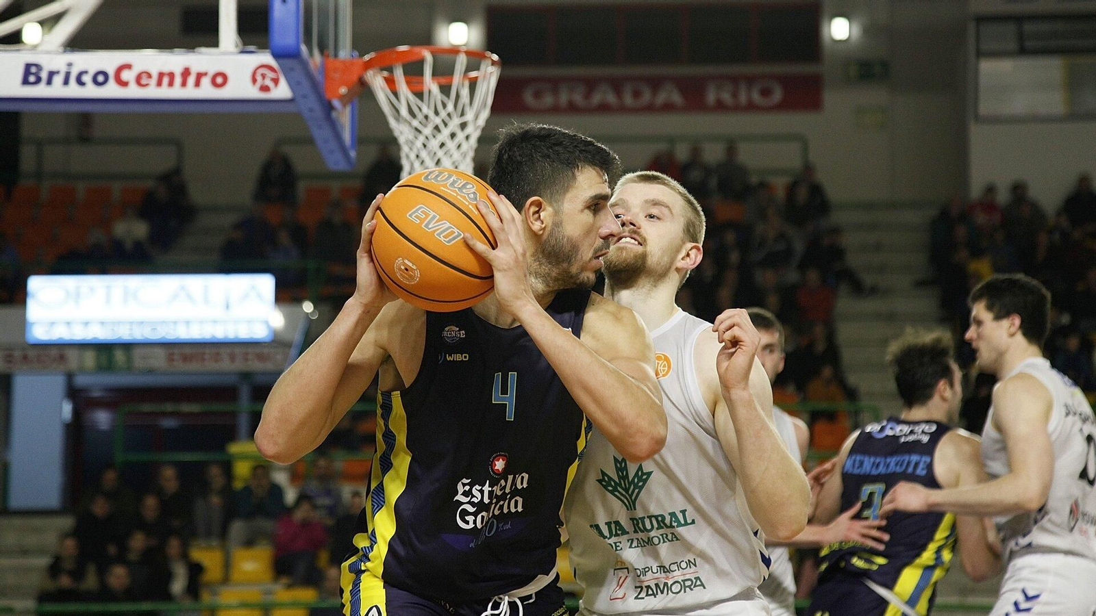 Sergio Rodríguez en un partido del COB. Foto: Miguel Ángel.