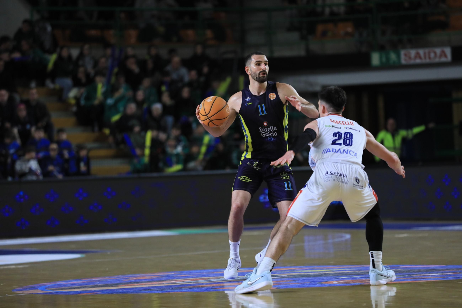Galería | El Pazo, a reventar para el derbi COB-Obradoiro