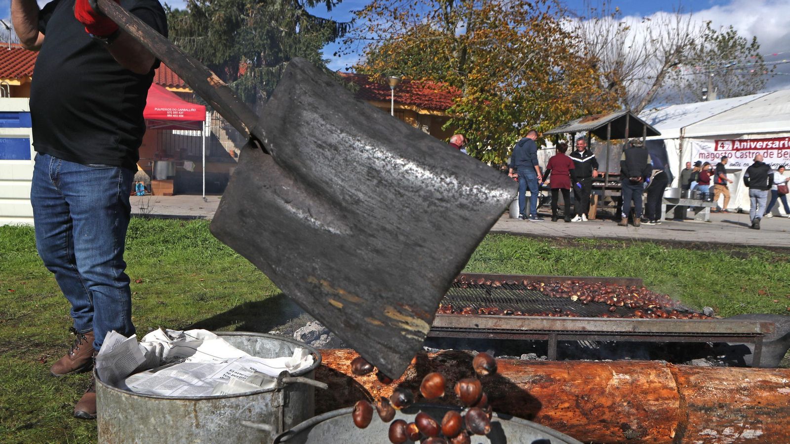 Galería | Castro de Beiro disfruta un año más de su tradicional magosto