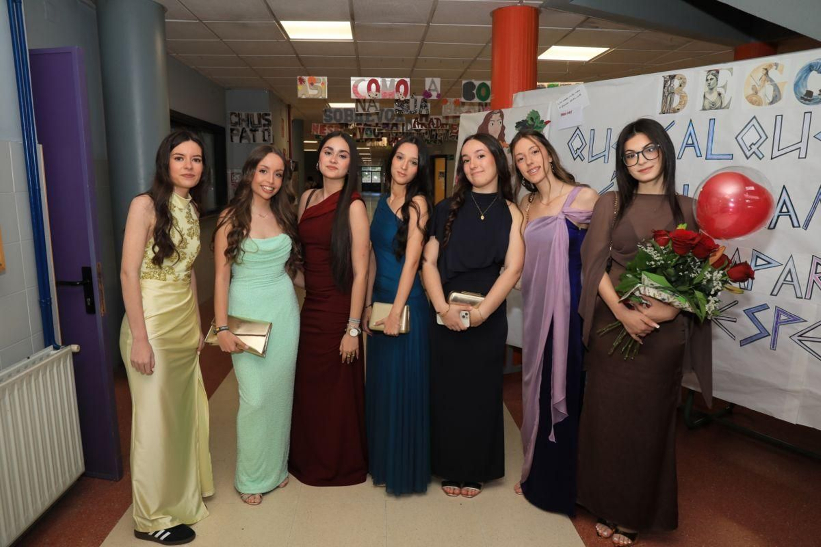 Liria, Paula, Lucía, Estela, Elena, Arancha y Matilde.