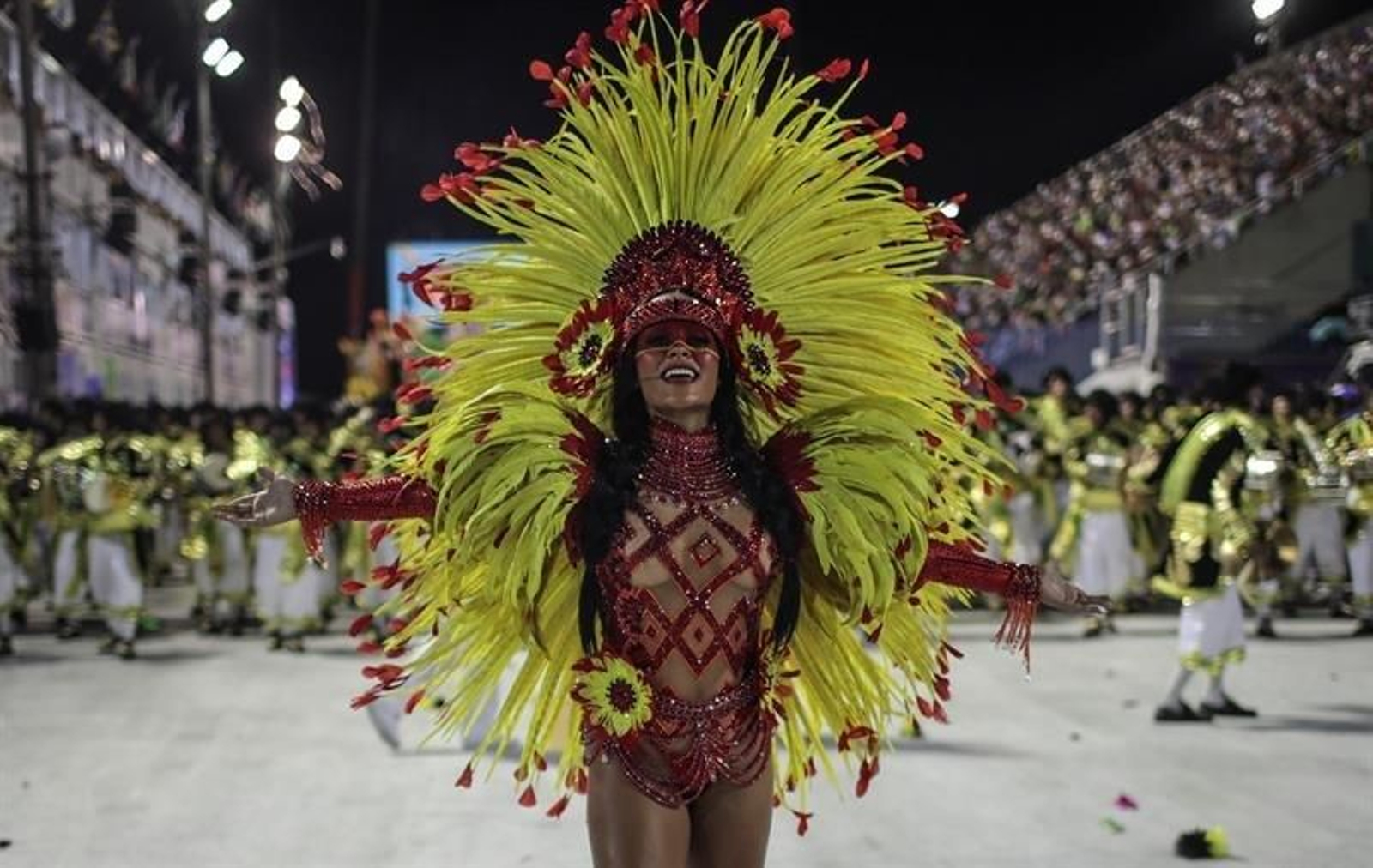 Celebración del carnaval en Río de Janeiro 14