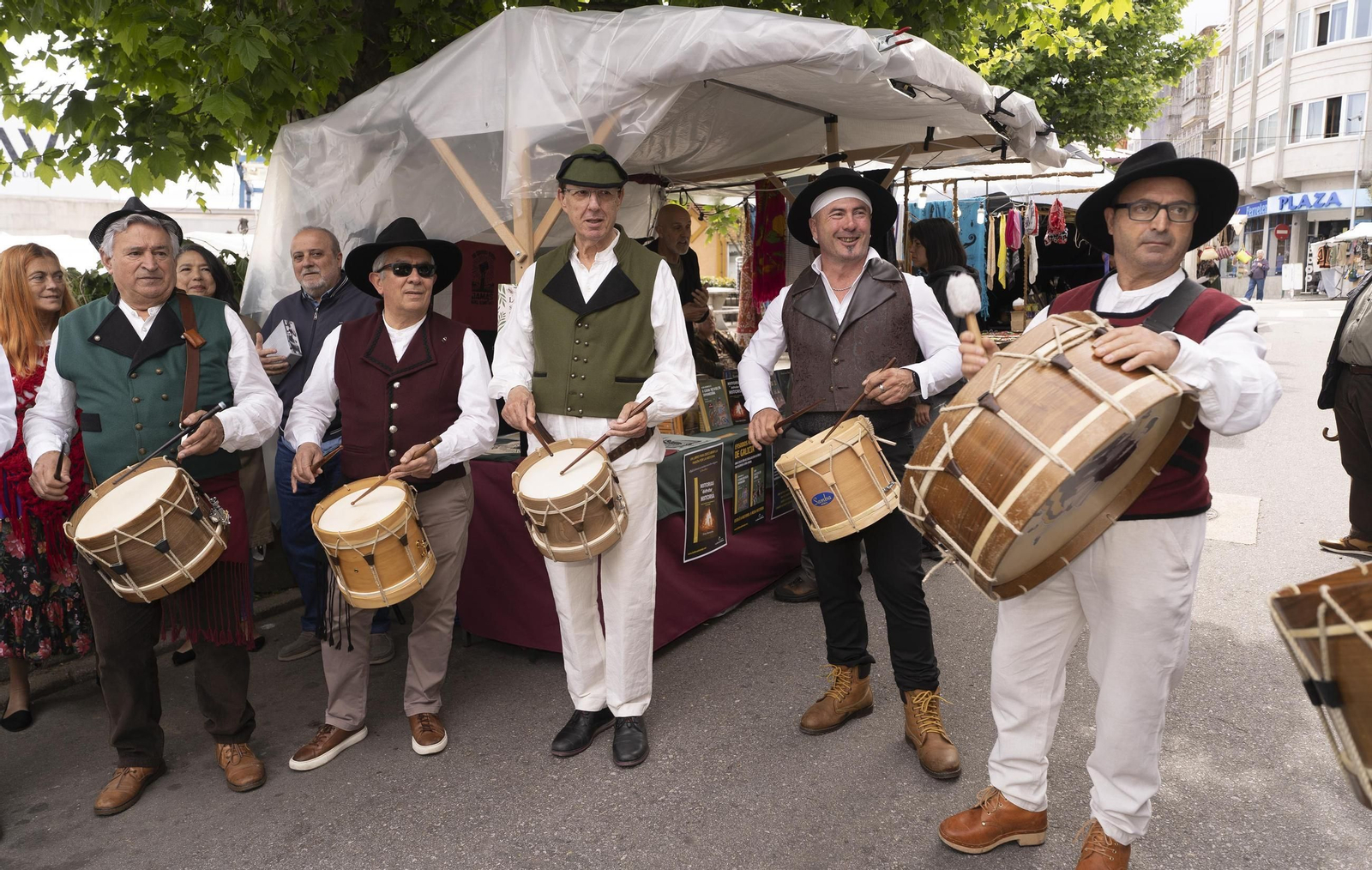 Galería | La villa de Bouzas revive un año más la Fiesta de la Brincadeira