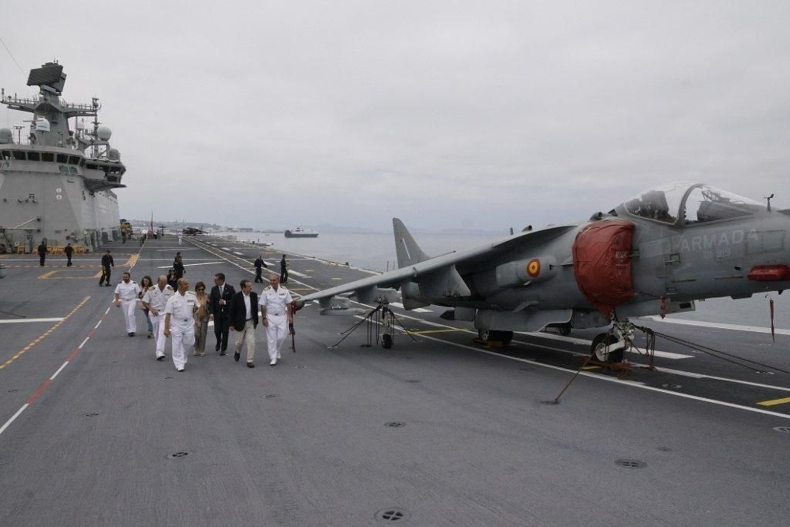 El portaviones Juan Carlos I en Vigo  (97) (1024x684)