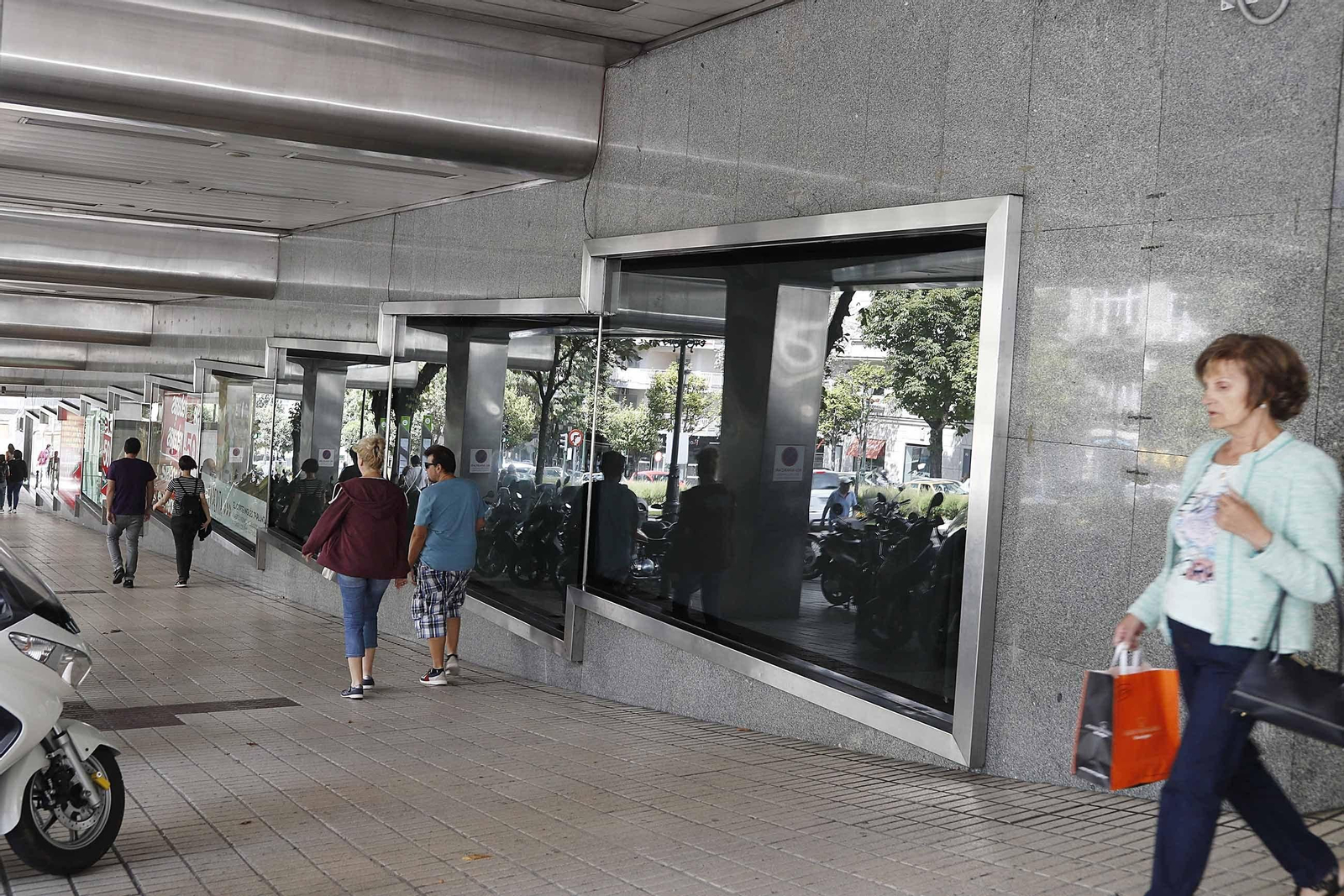 El Corte Inglés está realizando obras para incorporar "en breves" la cafetería de Starbucks.