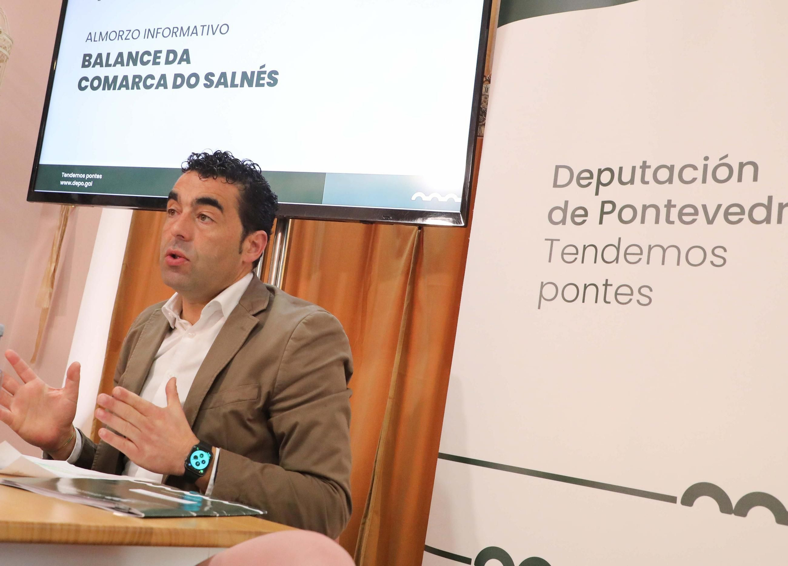 Luis López hizo ayer en Vilagarcía balance de las inversiones.