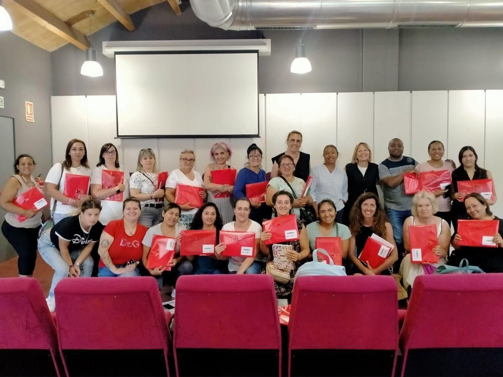 Participantes en el programa Madres, desarrollado en O Barco.