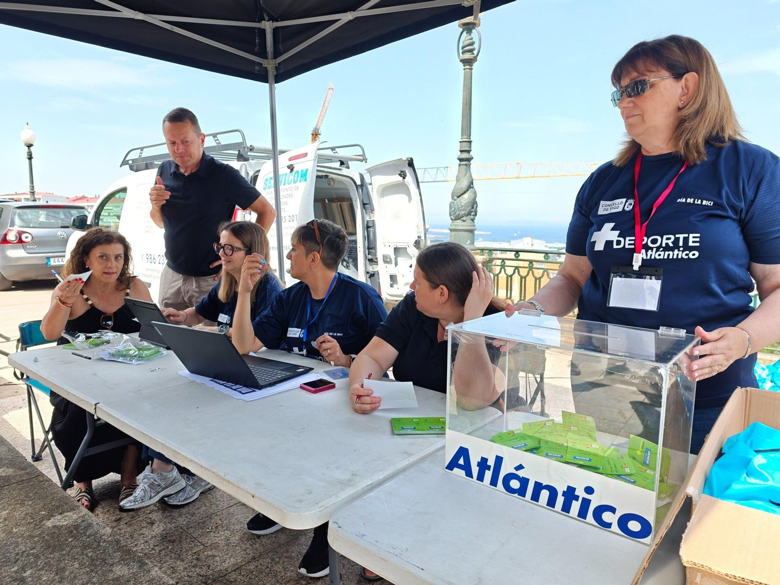 Galería | El ciclismo toma Vigo con la primera edición del Día de la Bici de Atlántico