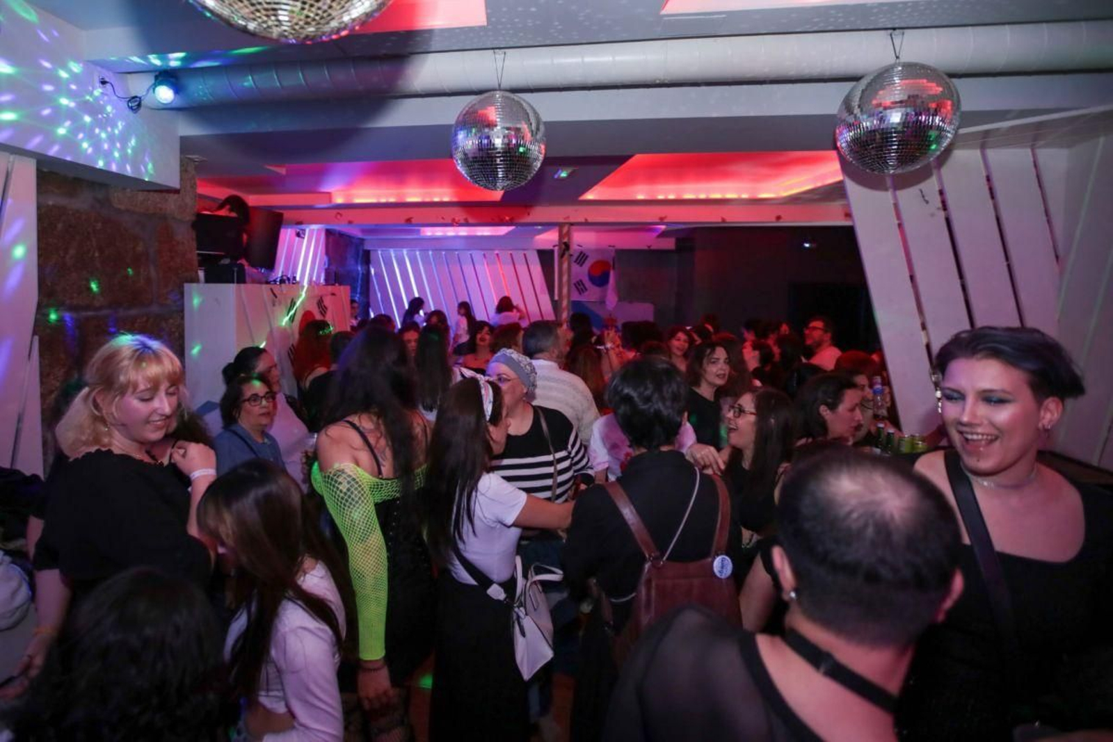 Una de las ya múltiples fiestas celebradas en discotecas de Vigo dirigidas a los amantes de la música coreana.