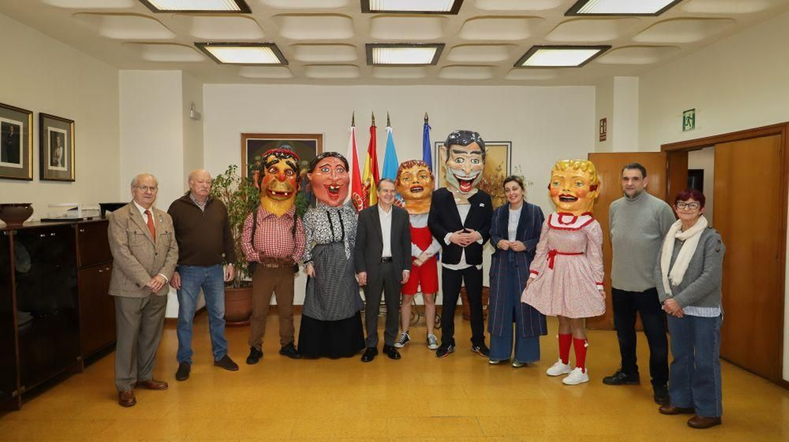 Caballero presentó el Entroido junto a Camilo Pais, Marcos Castro, Estrela Graña, Carlos Pérez y Patricia Rodríguez.