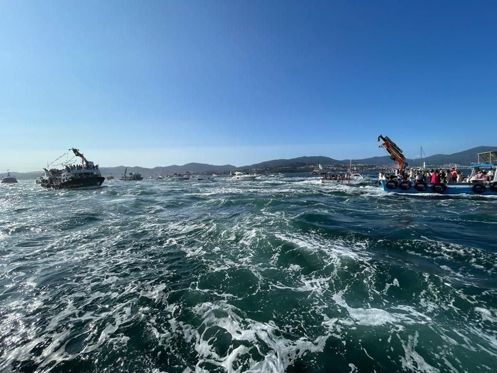 La procesión de la Virgen del Carmen en Moaña.