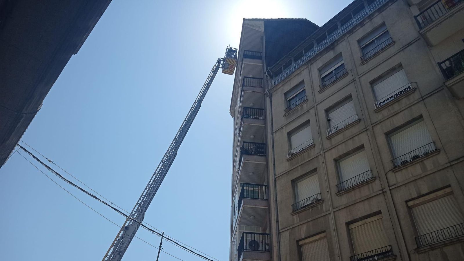 Los servicios de emergencias interviniendo.