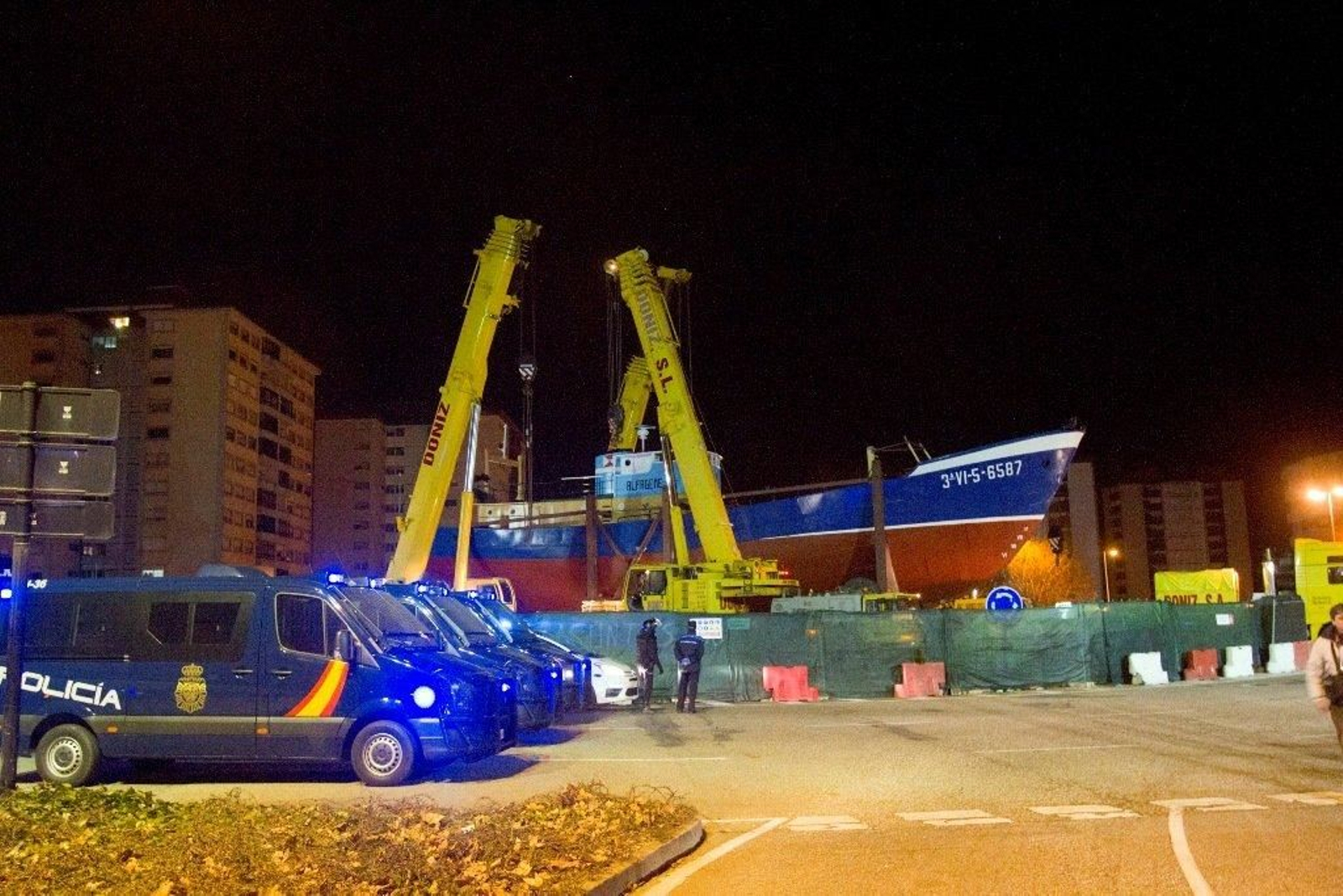 Traslado del barco Alfageme a Coia Foto Lanfoco 24