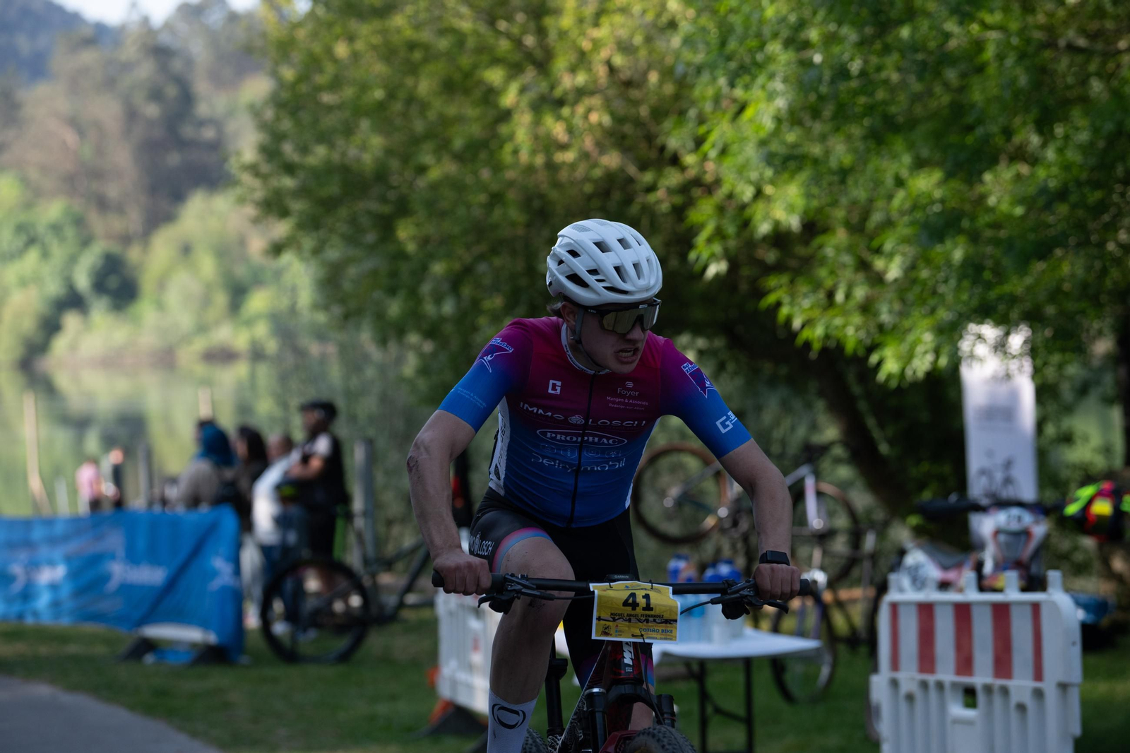 Galería | La segunda edición de la BTT Resistencia en Ourense arranca en Arnoia, en imágenes