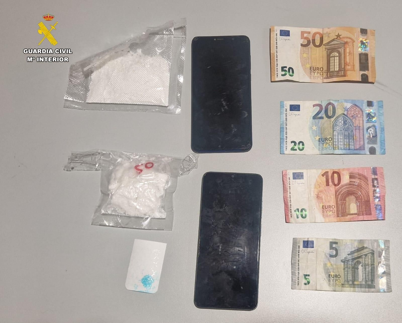 Los objetos incautados al vecino de O Barco