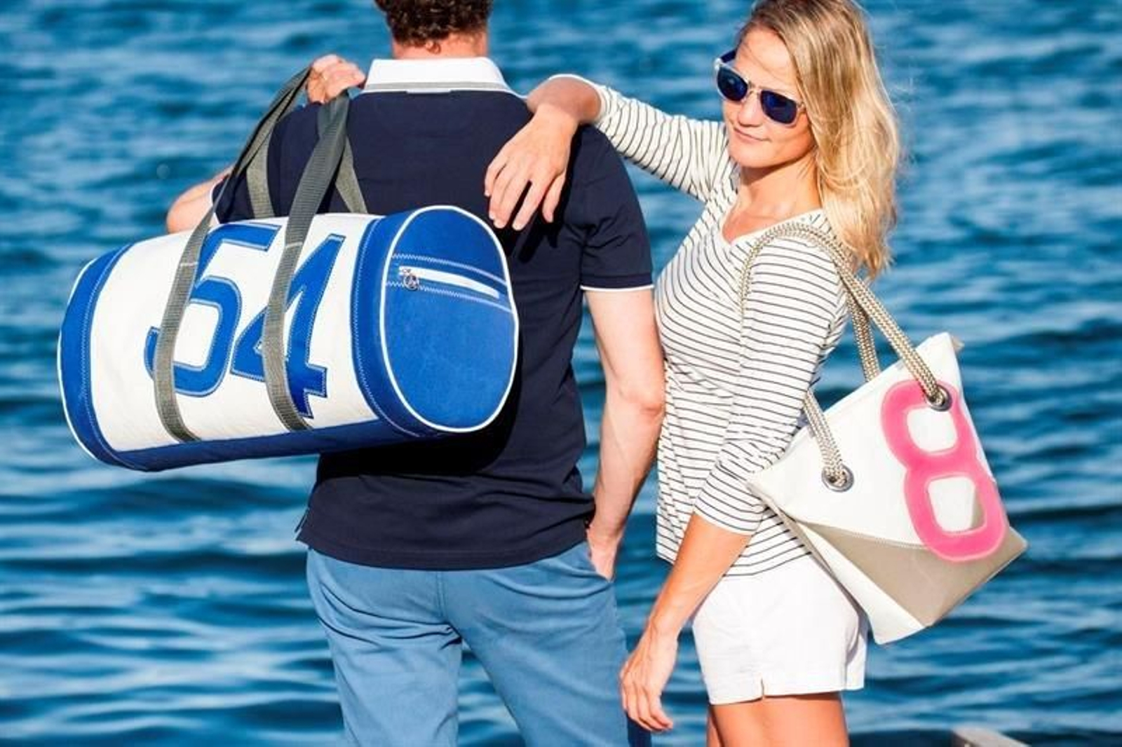 Cuatro emprendedores han encontrado una segunda vida para las velas utilizadas en la Copa del América.