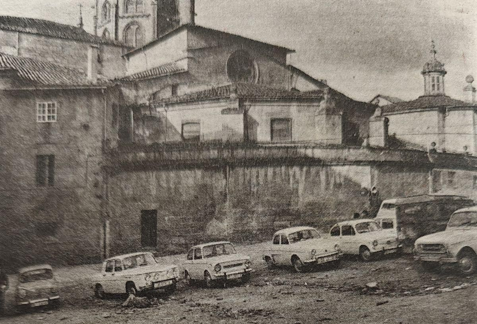 Vista de la nueva plaza orensana.