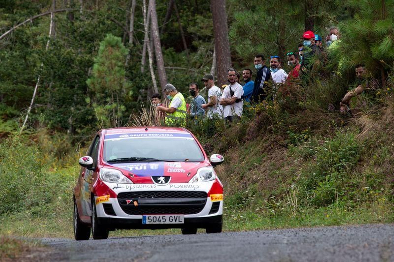 Sesión matinal de la segunda jornada del Rally do Lacón (ÓSCAR PINAL)