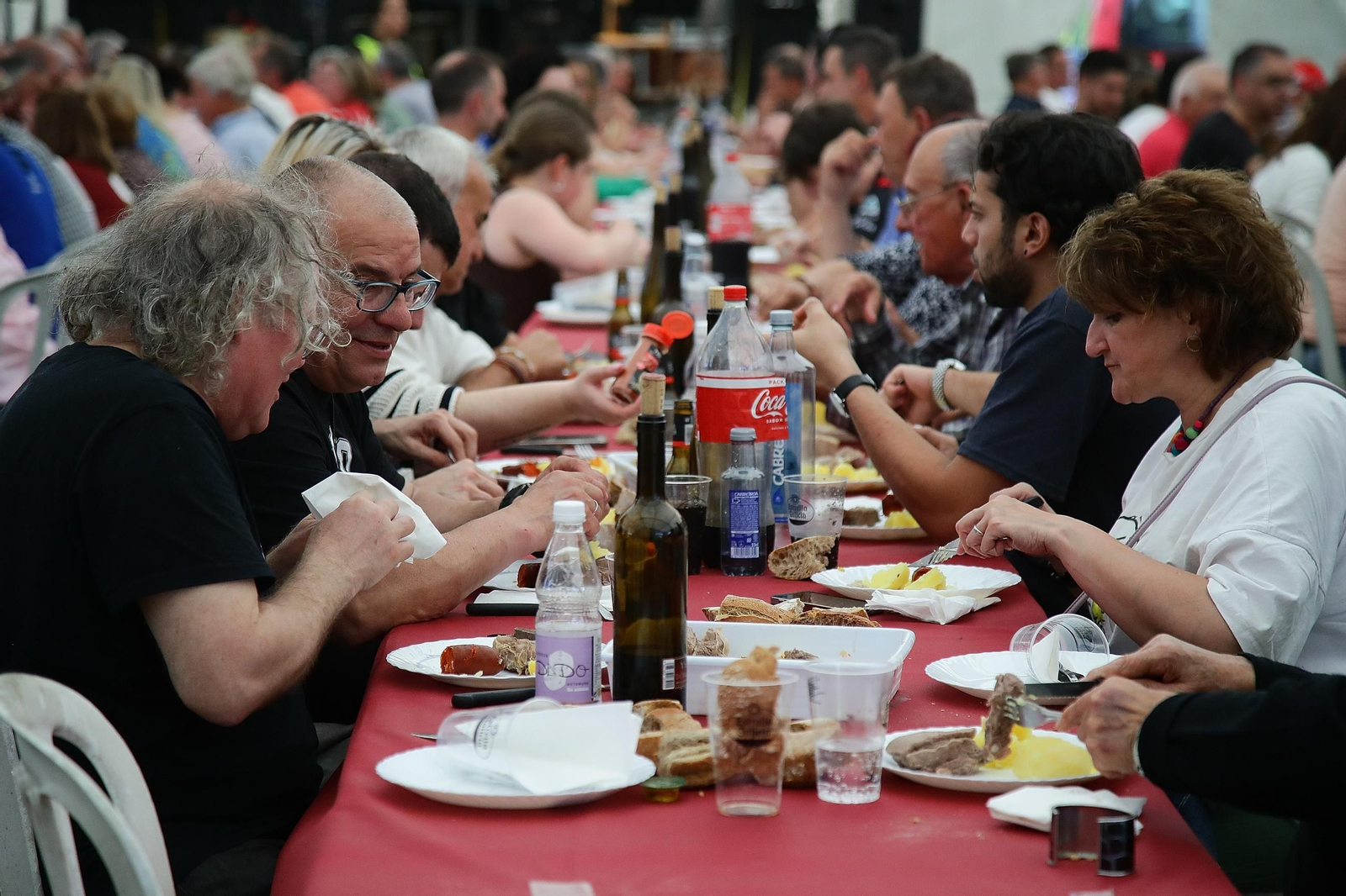Galería | La “Festa da Carne ao Caldeiro” vuelve a conquistar Cartelle