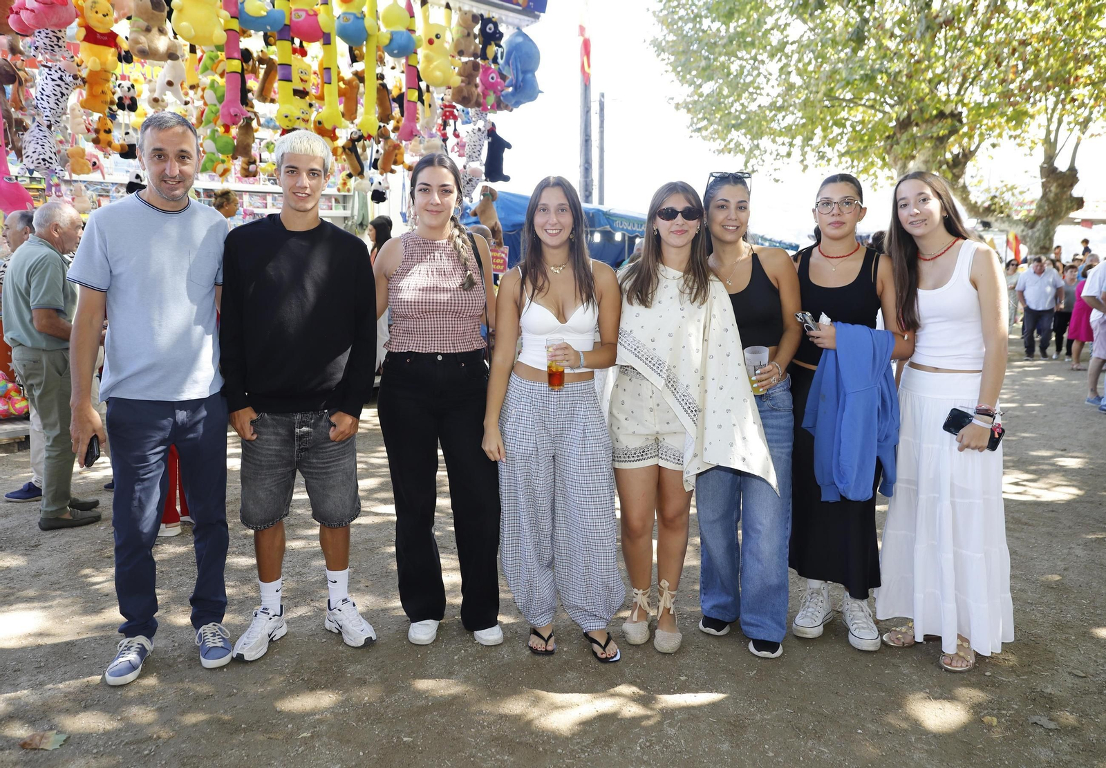 Galería | El desfile de carrozas, protagonista en las fiestas de San Campio de Valadares