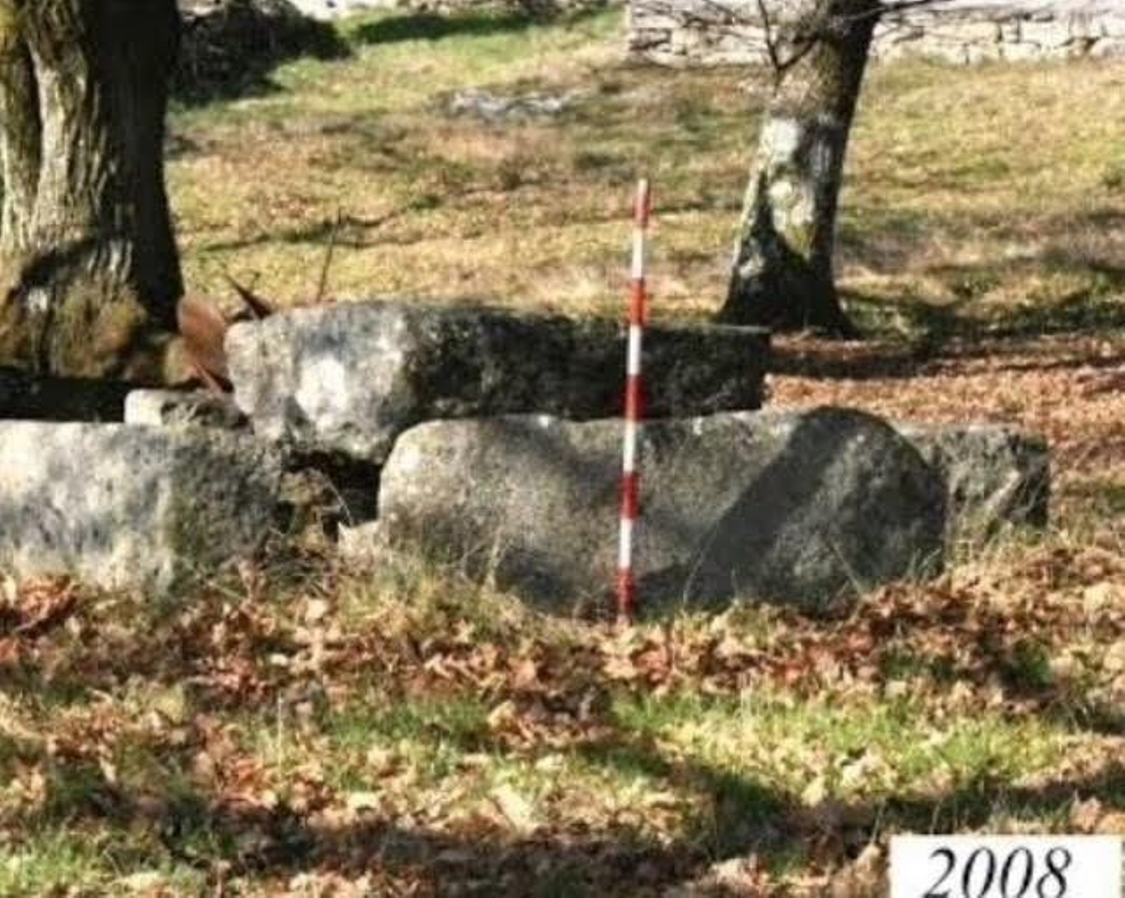 Aspecto que, según el grupo Outeiro, presentaba el merendero en 2008.