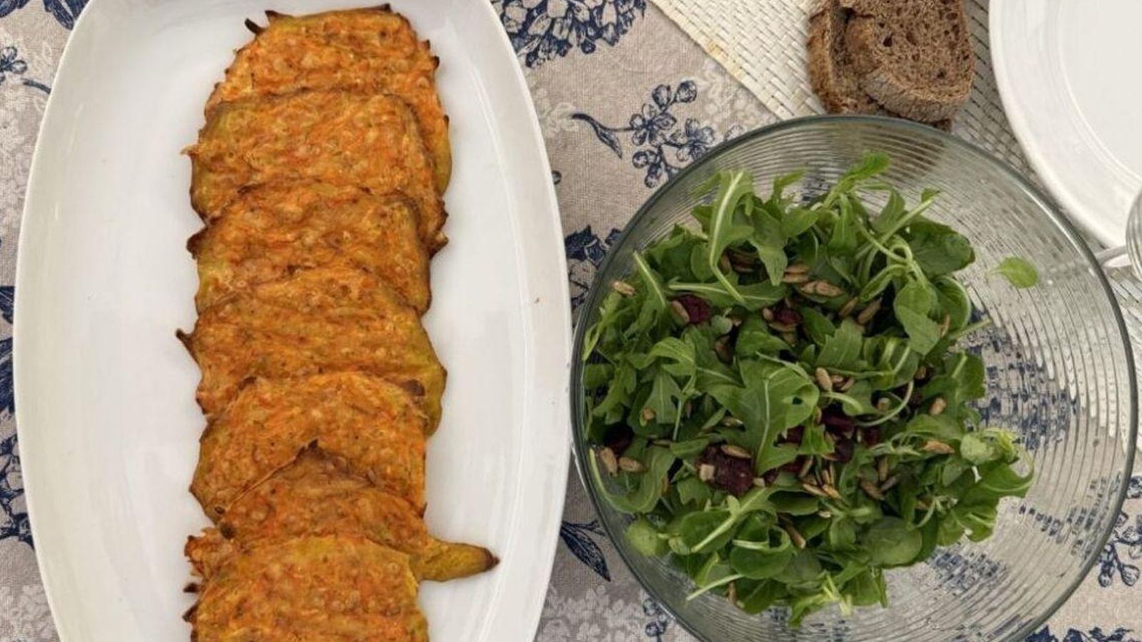 Tortitas de zanahoria y queso.