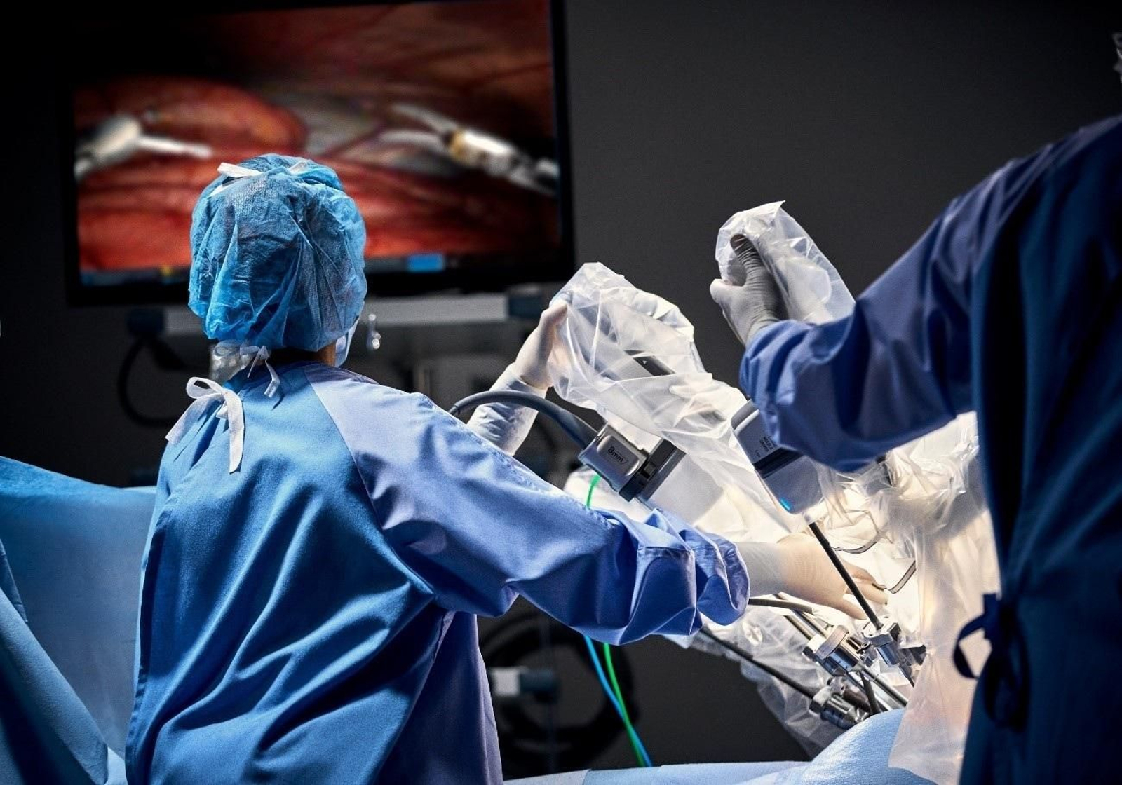 Operación realizada en España por un robot médico