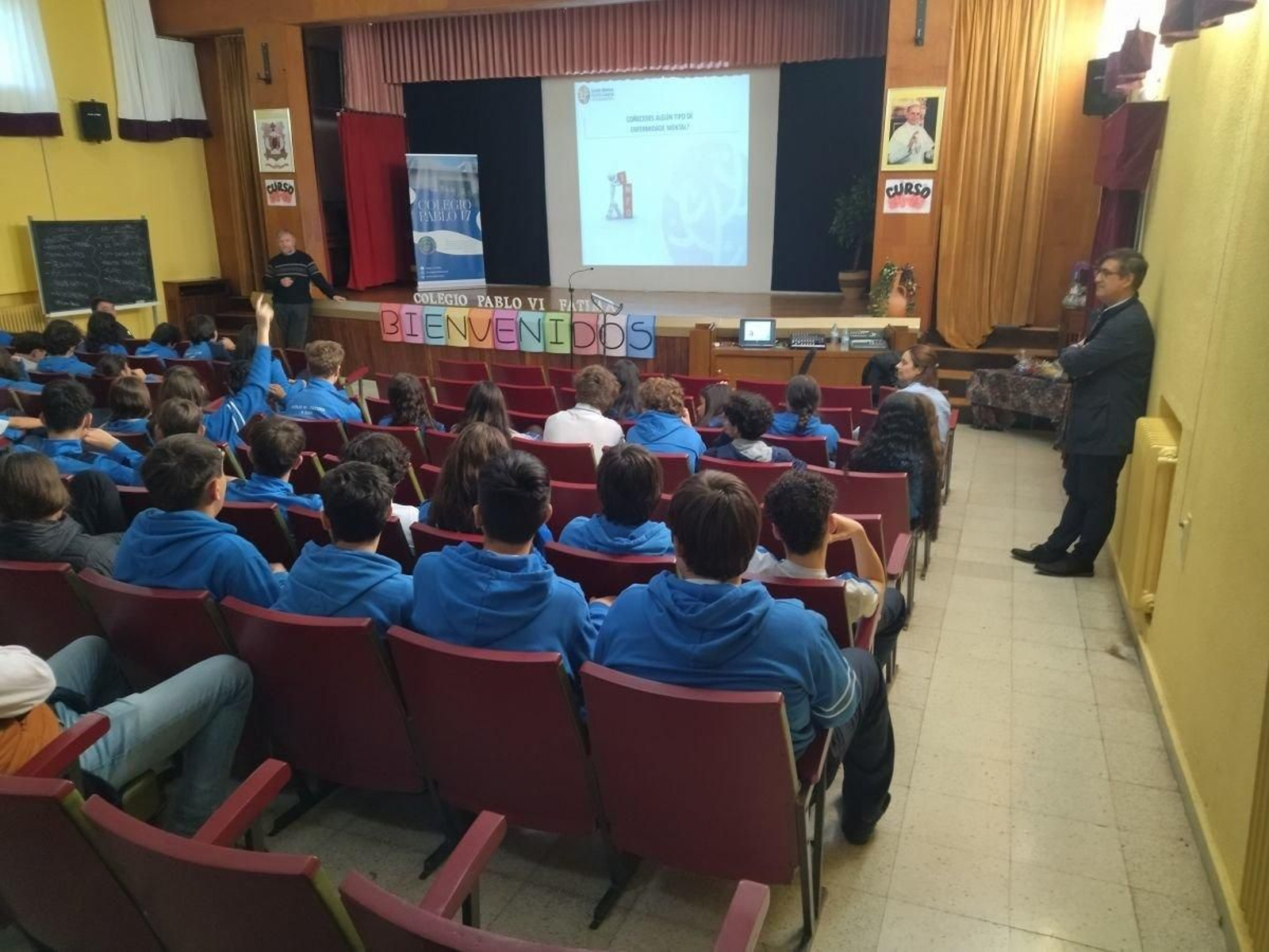 Santiago Rey Asorey, a la derecha, durante una de las actividades.
