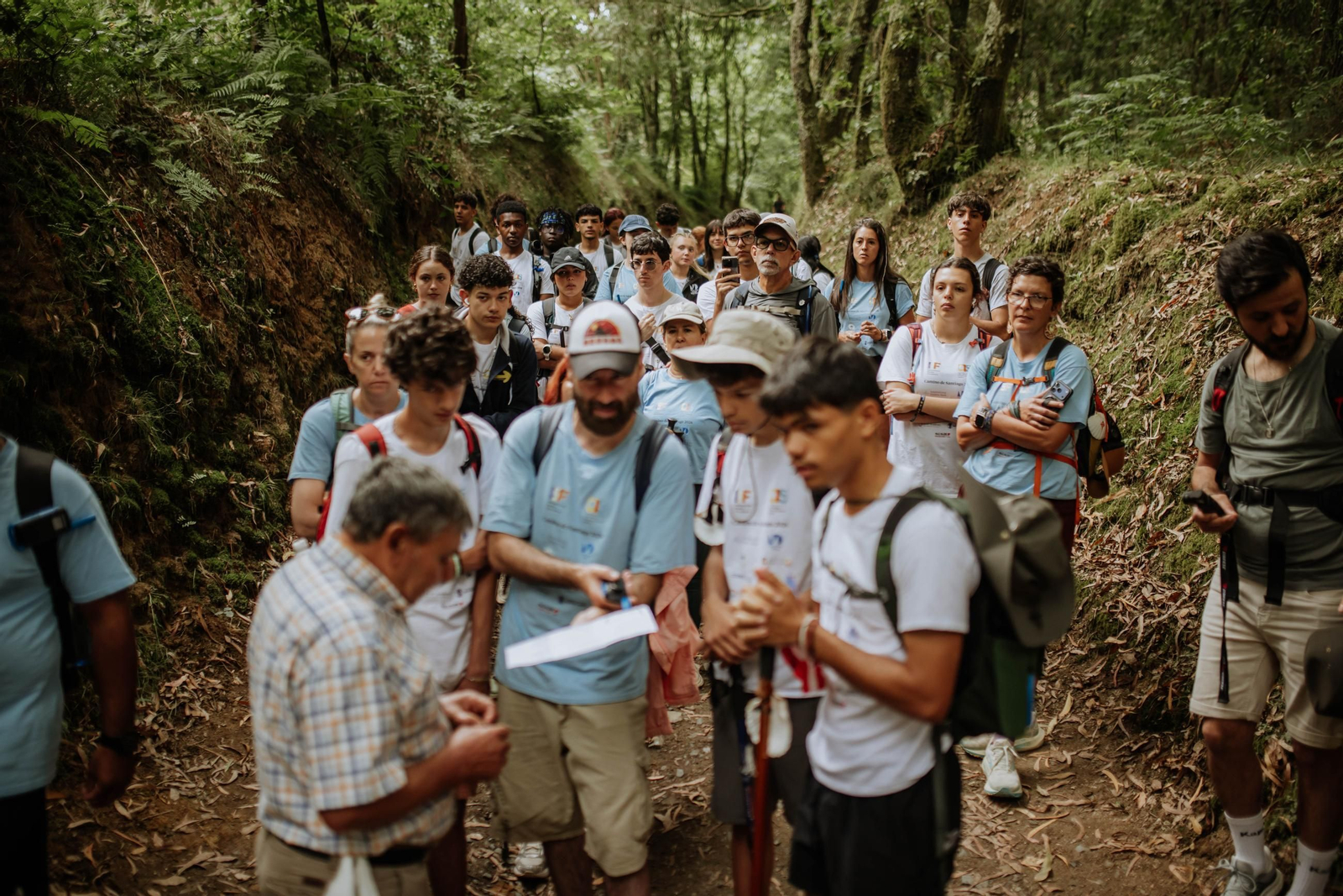 Los jóvenes durante su recorrido del Camino de Santiago