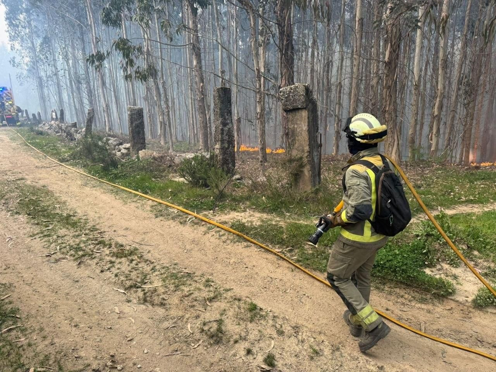 Galería | Las llamas devoran el monte Galleiro, entre Mos, Ponteareas y Pazos de Borbén