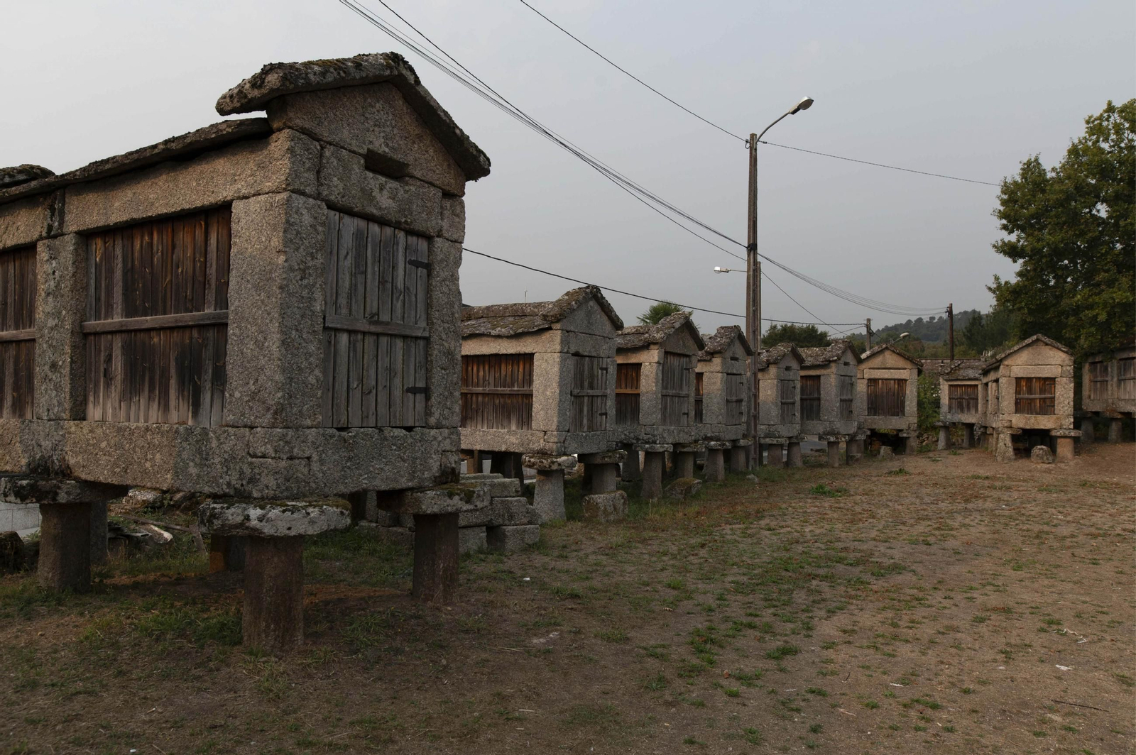Conjuntos de hórreos de Barroso en Avión.