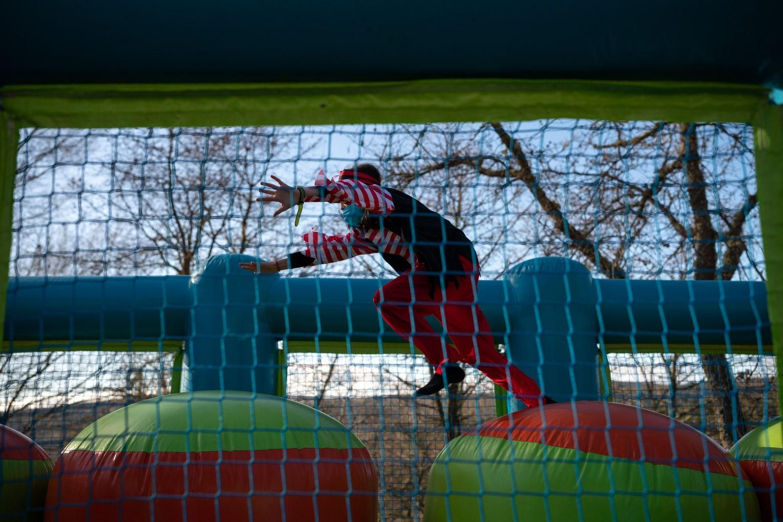 Entroido infantil en la Insua dos Poetas (O Carballiño)