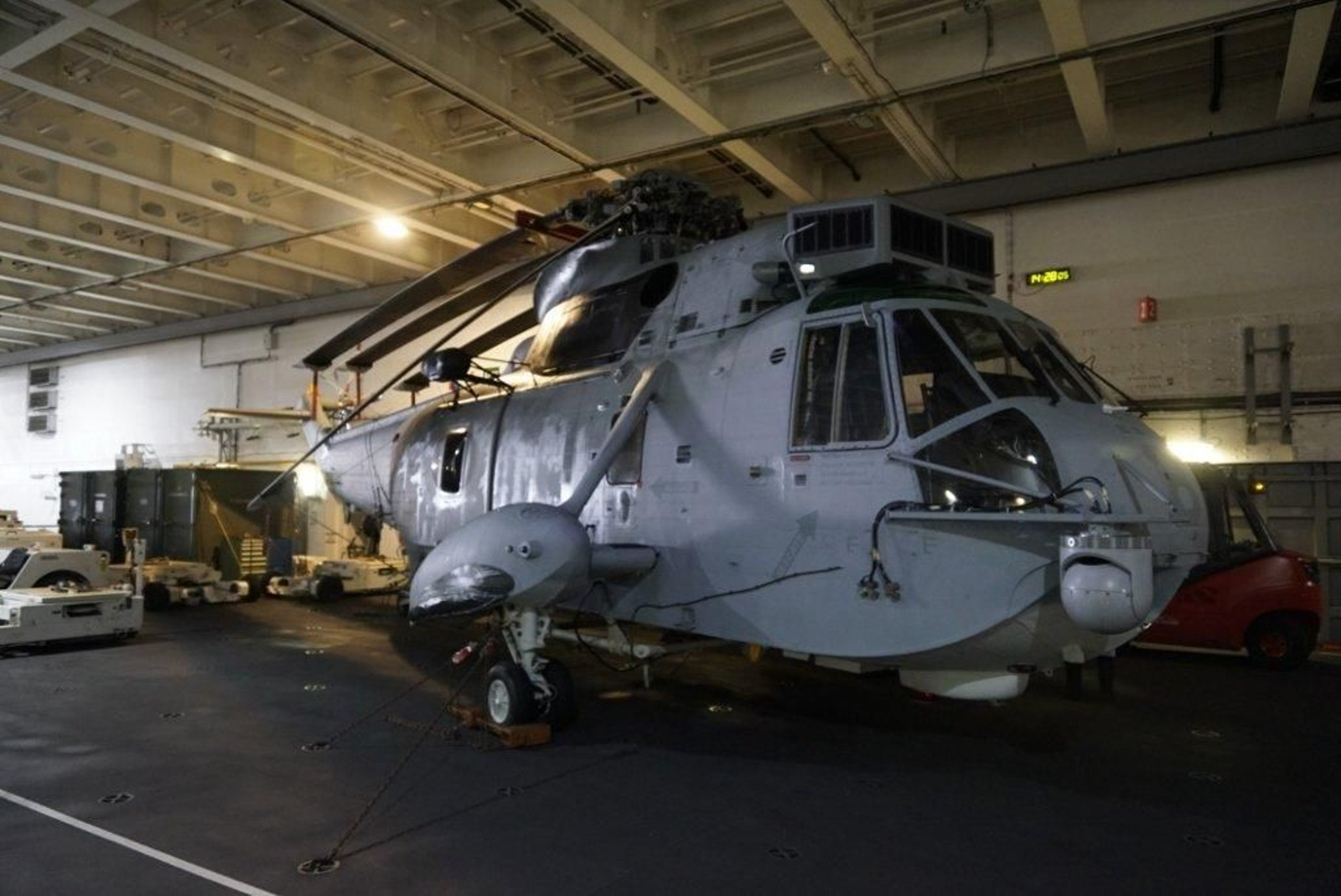 El portaviones Juan Carlos I en Vigo  (54) (1024x684)