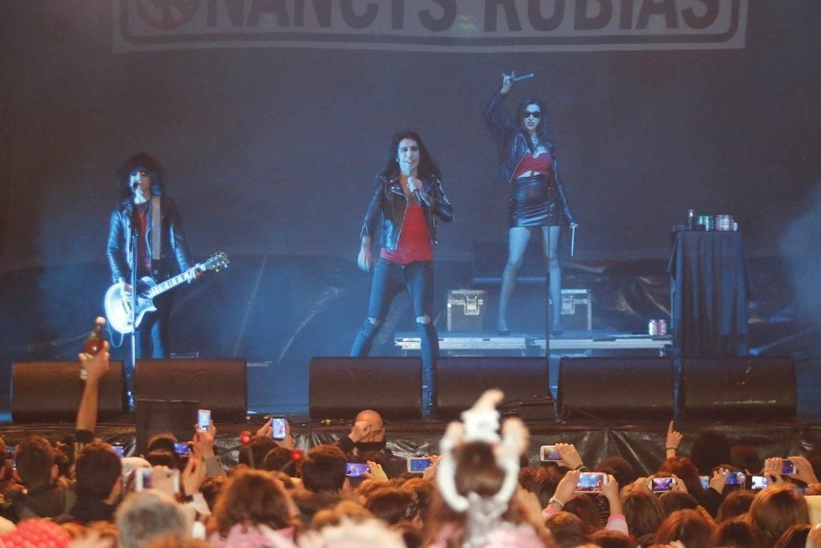 Mario Vaquerizo y las Nancys Rubias 13