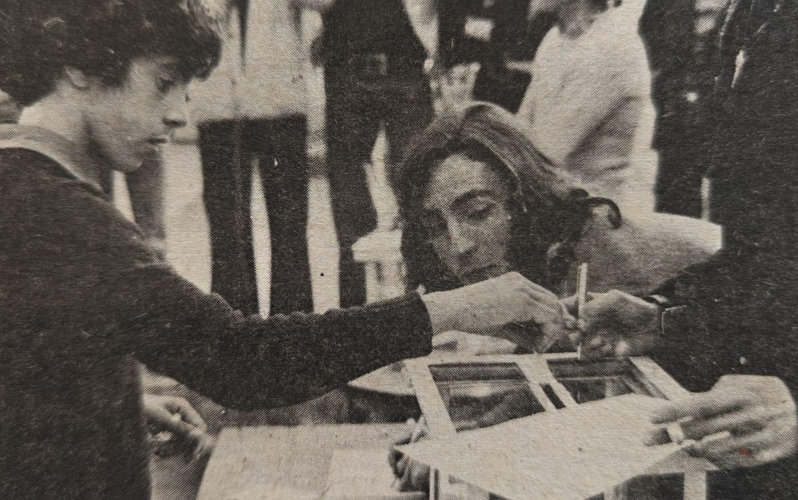 Jornada electoral en Bemposta.