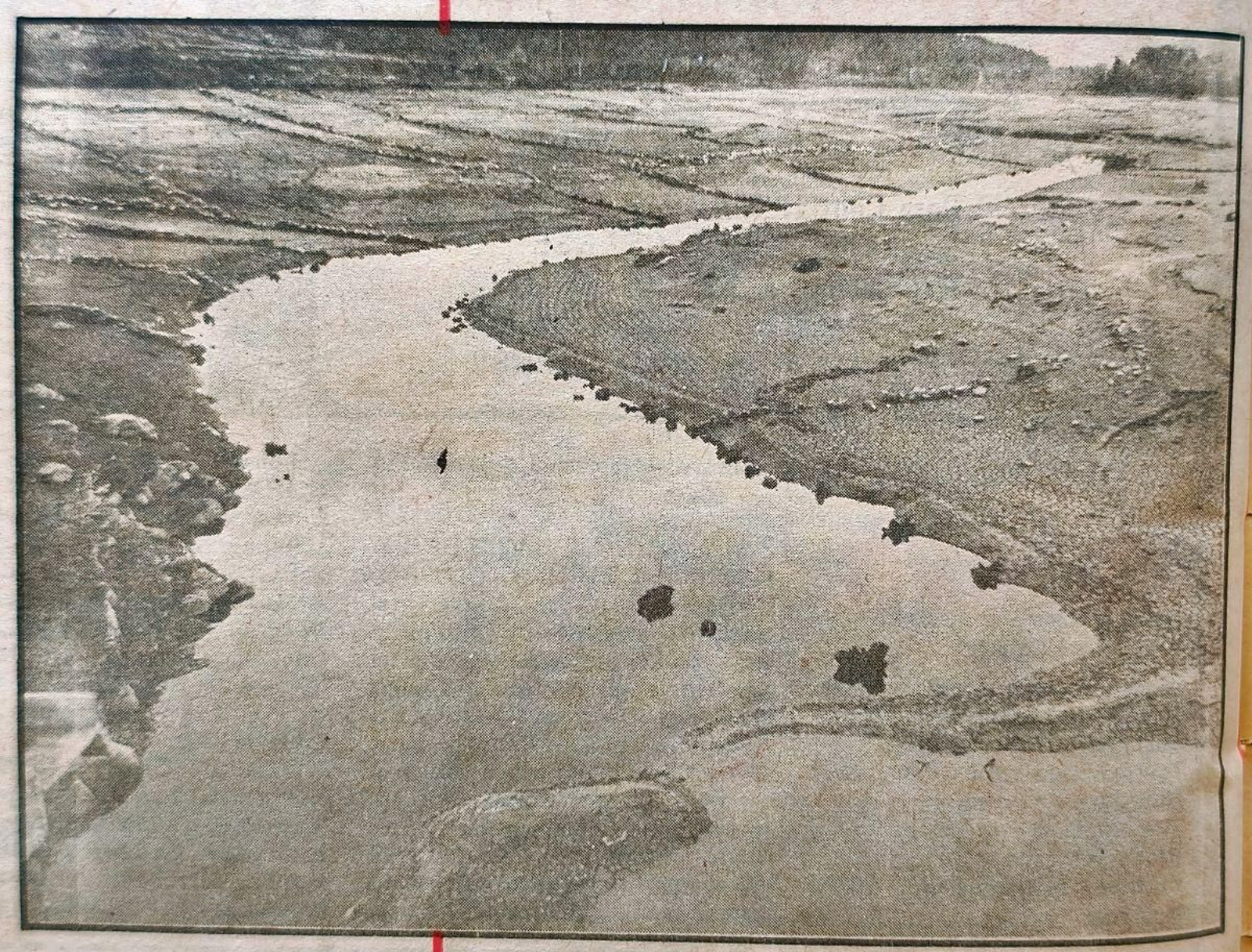 El embalse de Cachamuíña, prácticamente seco.